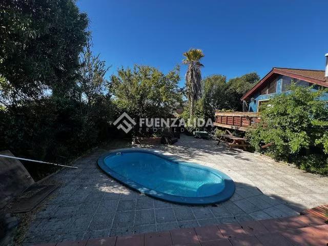 Casa en venta en Concón 4D 3B 4E, piscina, quincho. 4 dormitorios por 11990.00 en Concón