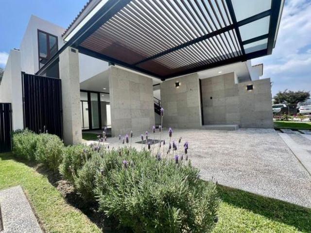 CASA EN VENTA EN CONDADO DEL VALLE METEPEC, $6,890,000