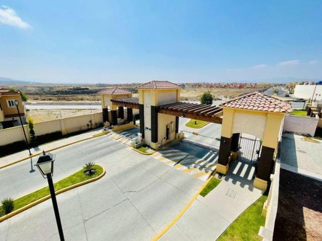 CASA EN VENTA EN CONDOMINIO 4