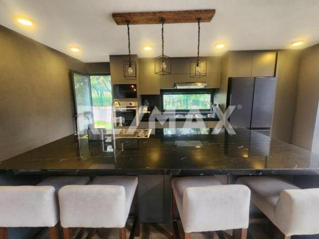 Casa en Venta en Condominio 4