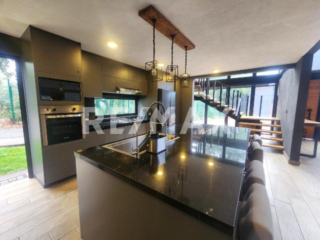 Casa en Venta en Condominio