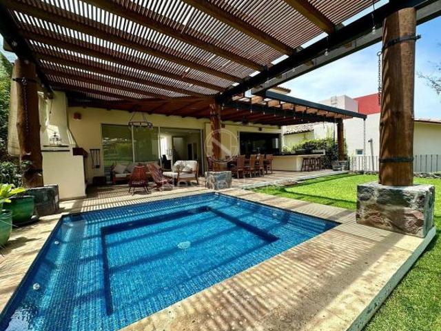 Casa en venta en condominio con excelentes amenidades