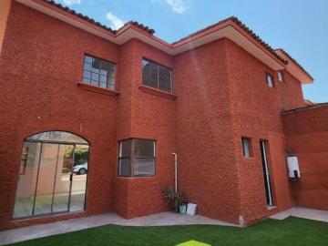 Casa en venta en Condominio Alhambra