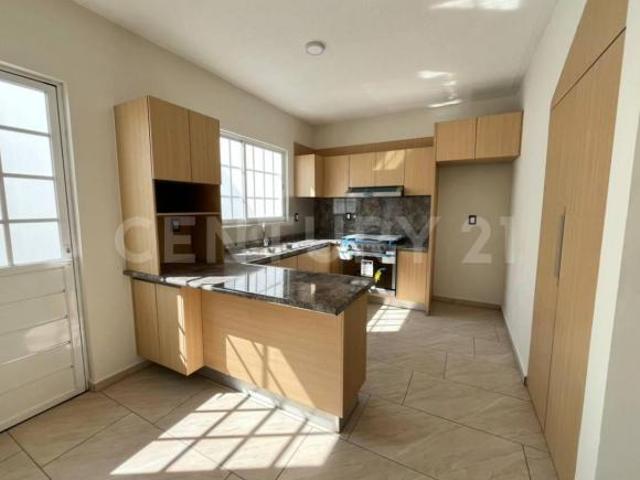 Casa en venta en Condominio del Centro, SJR, Querétaro