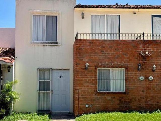 CASA EN VENTA EN CONDOMINIO EN FRACCIONAMIENTO PARQUES UNIVERSIDAD