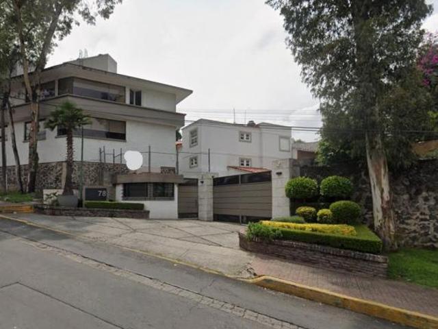 Casa en Venta en Condominio en San Nicolás Totolapan, La Magdalena Contreras CDMX