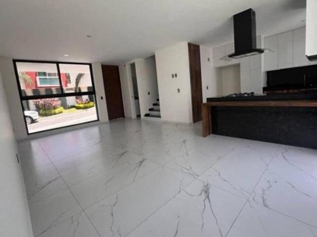 CASA EN VENTA EN CONDOMINIO EN RESIDENCIAL SAN ISIDRO, ZAPOPAN, JALISCO