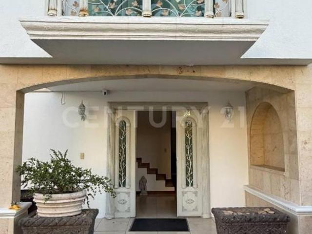 Casa en venta en condominio, Jardín Real, Zapopan