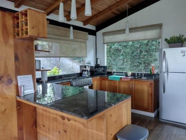 CASA EN VENTA EN CONDOMINIO/ LOTO AZUL/VALLE DE BRAVO