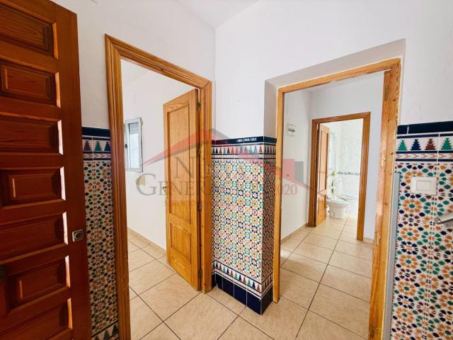Casa en venta en Conil de la Frontera, Conil. Casa con azotea o terraza privada, y vistas a la playa. Casas Conil de la.