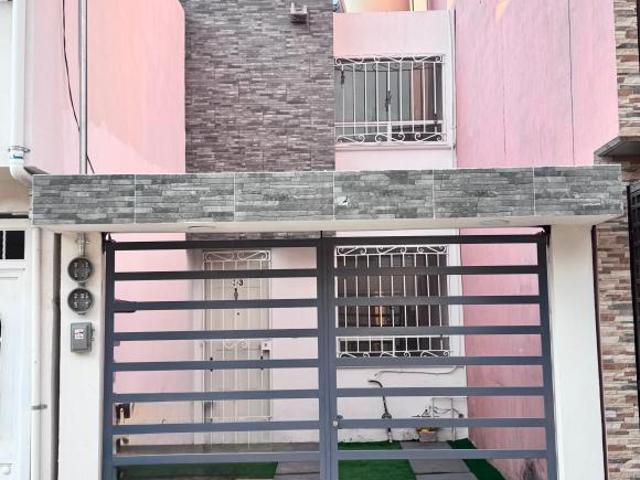 CASA EN VENTA EN CONJUNTO DALIAS COACALCO