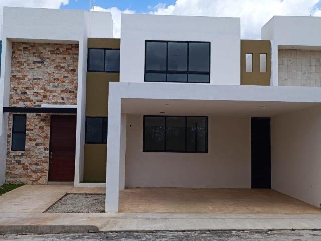 Casa en Venta en Conkal Yucatan 4 Rec?maras