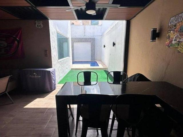 Casa en venta en Contry la Silla Monterrey