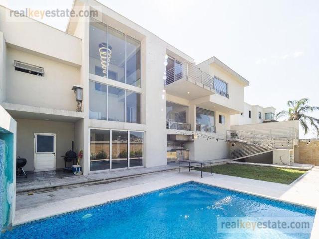 CASA EN VENTA EN CONTRY SILLA, GUADALUPE, N. L