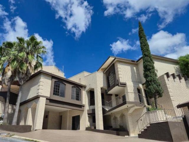 Casa en venta en Contry Sol