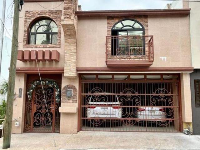 CASA EN VENTA EN CONTRY SOL GUADALUPE N.L