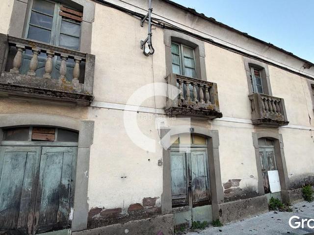 Casa en venta en Cospeito. Casa independiente para reformar. Casas.