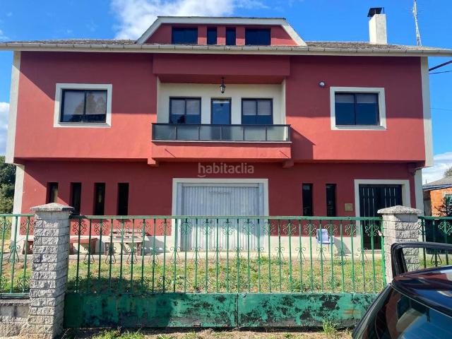 Casa en venta en Cospeito. Se vende casa en Zona Muimenta. Casas.