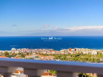 Casa en venta en Costa Adeje, Tenerife
