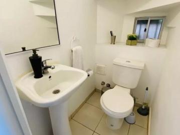 Casa en venta en Punta Mira - Estacionamiento