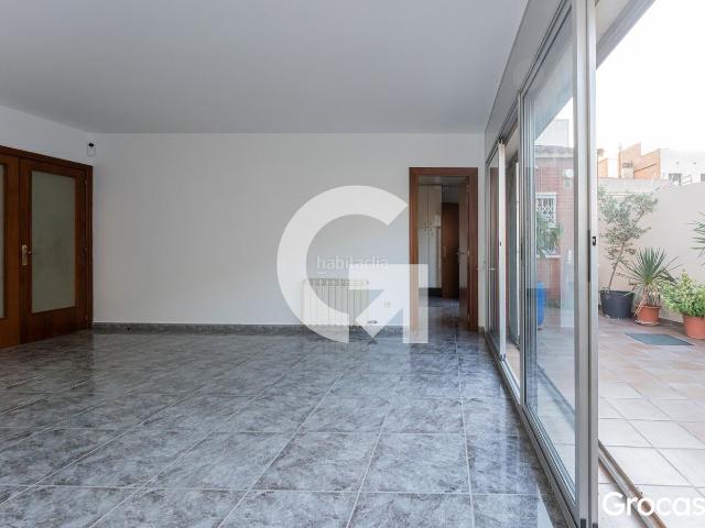 Casa en venta en Cornellà de Llobregat, Centre. IMPRESIONANTE CASA CON ASCENSOR. Casas Cornellà de.