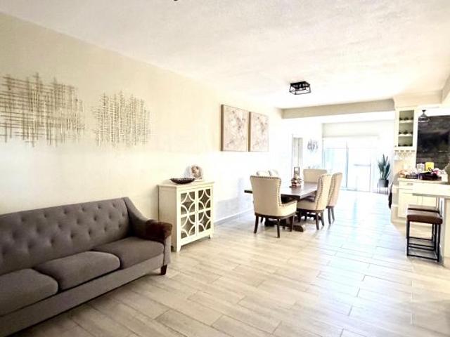 CASA EN VENTA EN CORONA DEL MAR, DELG. PLAYAS DE TIJUANA RECAMARA EN PLANTA BAJA