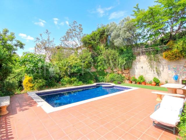 Casa en venta en Corbera de Llobregat. AIRE FRESCO. Casas Corbera de.