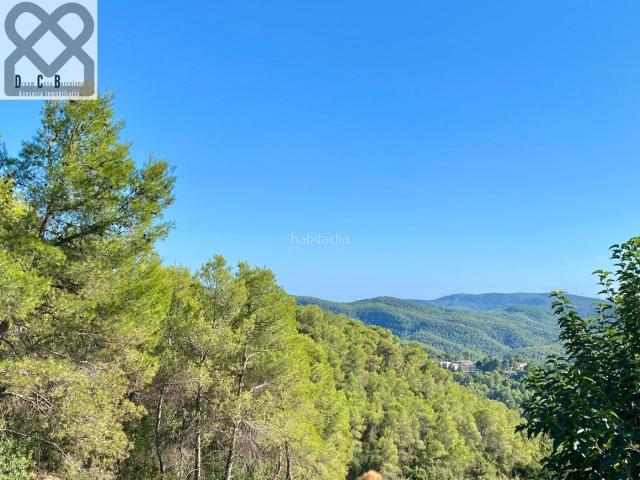 Casa en venta en Corbera de Llobregat. ESPECTACULAR CASA CON DOS VIVIENDAS INDEPENDIENTES Y VISTAS AL BOSQUE TU REFUGIO IDEAL A UN PASO DE BARCELONA. Casas Corbera de.