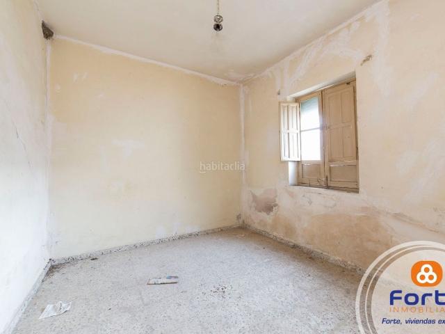 Casa en venta en Córdoba, Campo de la Verdad Miraflores. CASA PARA REFORMAR A SU GUSTO SITUADO EN LA ZONA DEL CAMPO DE LA VERDAD!. Casas.