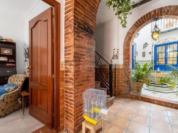 Casa en venta en Córdoba, Casco Histórico Ribera San Basilio. BONITA CASA CON 2 VIVIENDAS EN UNA ENCANTADORA PLAZA DEL CASCO HISTÓRICO DE CÓRDOBA. Casas.