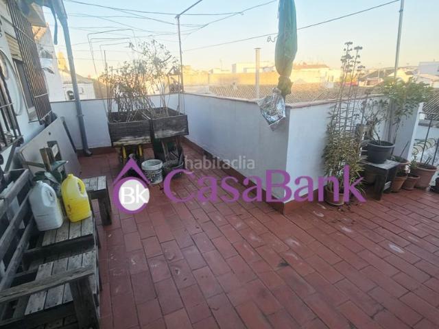 Casa en venta en Córdoba, Casco Histórico Ribera San Basilio. REF. 27385 ZONA Proxima a la Ribera. CON COCHERA OPCIONAL en otro edificio por 33.000. Casa de tres plantas, 200 m2 construidos.