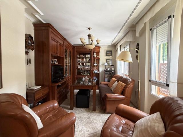 Casa en venta en Córdoba, Cañero. Espectacular casa con buhardilla, bodega con chimenea, patio y terraza con vistas a la Sierra en Cañero. Casas.