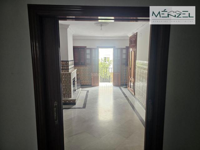 Casa en venta en Coria del Río. AMPLIA VIVIENDA EN 1ª PLANTA CON GRAN TERRAZA, PATIO Y AZOTEA. Casas Coria del.