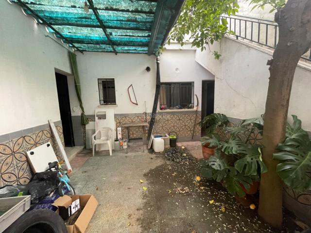 Casa en venta en Coria del Río. Oportunidad de Inversión. Casas Coria del.