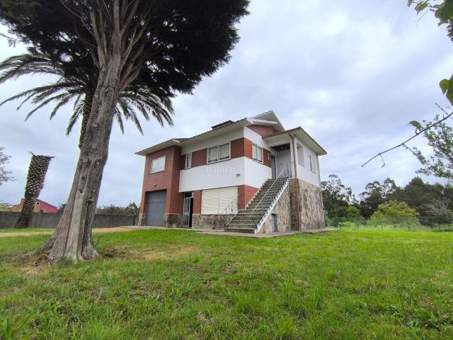 Casa en venta en Coristanco. Casa con terreno en Coristanco. Casas.