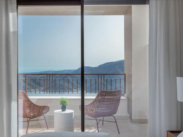 Casa en Venta en Coristanco, Málaga