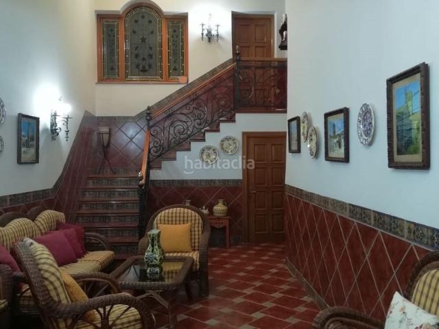 Casa en venta en Corral de Almaguer. VIVIENDA MUY AMPLIA Y LUMINOSA. Casas Corral de.
