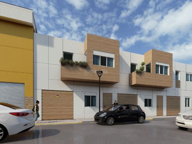 Casa en venta en Corral de Calatrava. UNIFAMILIAR OBRA NUEVA CORRAL DE CALATRAVA.DENOVAGES presenta esta promoción de tres viviendas unifamiliares.Excelente ubicación e. Casas Corral de.