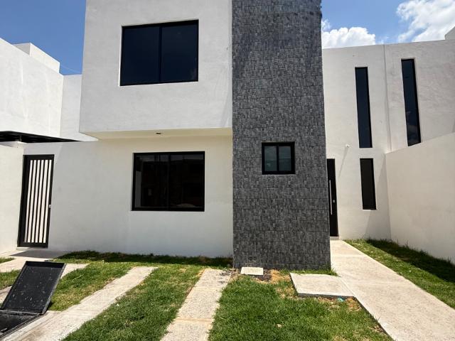Casa en Venta en Corregidora, Querétaro Amplias Recámaras y Más