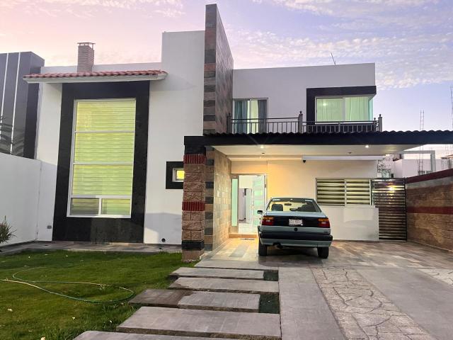 Casa en Venta en Corredor Mezquital