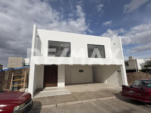 Casa en venta en corredor campestre Fracc Senderos