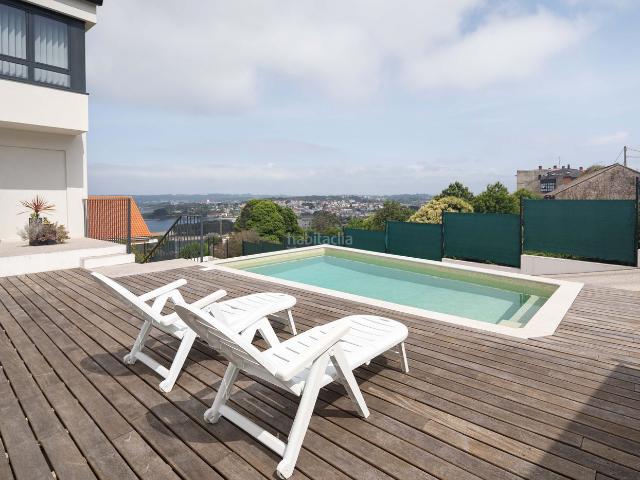 Casa en venta en Coruña A, Eirís. Vivienda unifamiliar con vistas al mar. Casas Coruña.