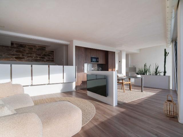 Casa en venta en Coruña A, Eirís. Singular propiedad con vistas panorámicas a la playa de Santa Cristina. Casas Coruña.