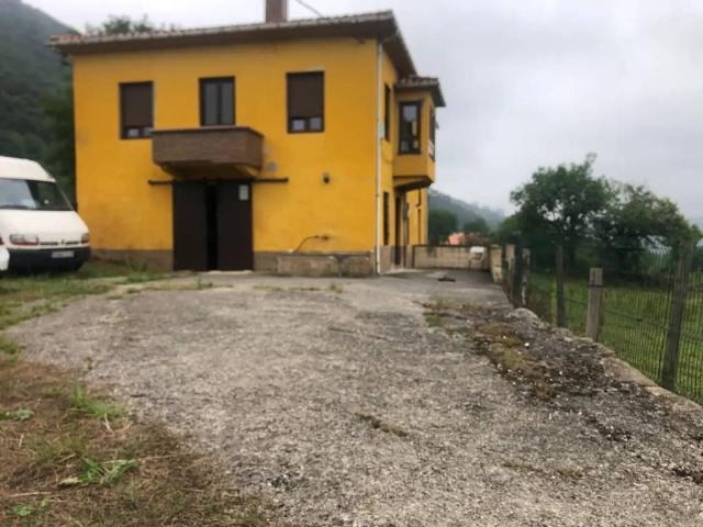 Casa en Venta en Corvera de Toranzo