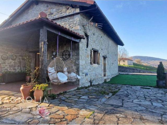 Casa en Venta en Corvera de Toranzo