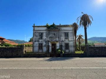 Esponzues, Cantabria - Jardín, Plaza aparcamiento