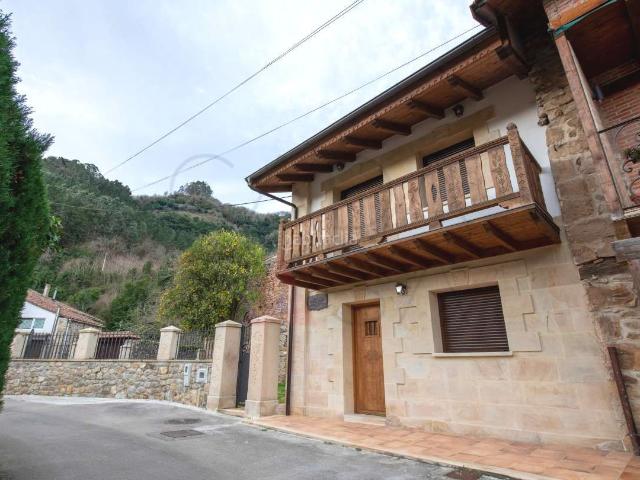 Casa en venta en Corvera de Toranzo. Calidad de vida y confort de vanguardia en Corvera de Toranzo. Casas Corvera de.