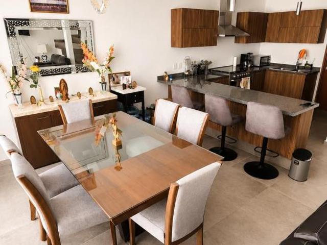 CASA EN VENTA EN COTO HORIZONTE EL TAPATÍO | 4 RECÁMARAS, JARDÍN Y ROOF GARDEN
