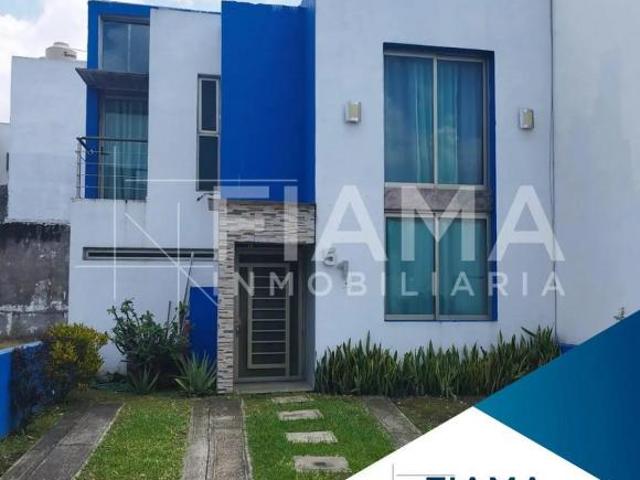 CASA EN VENTA EN COTO TERRANOVA,FRACC. BONATERRA, TEPIC EL