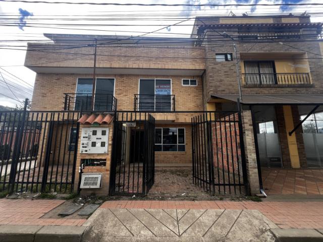 Casa En Venta En Cota En Barrio Cota V377086